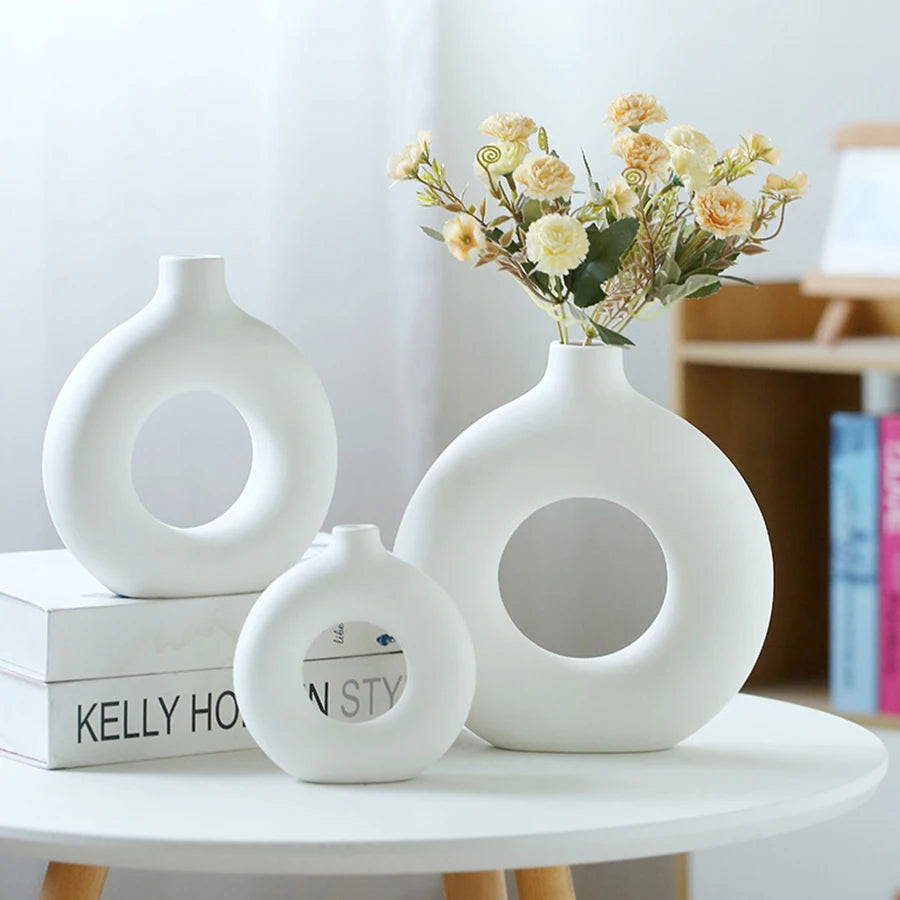 Luxury White Donut Vase