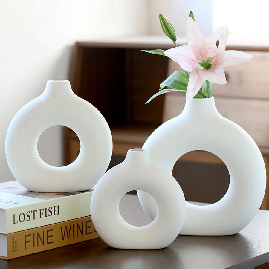 Luxury White Donut Vase